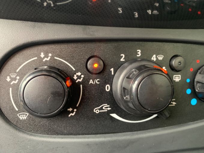 DACIA SANDERO STEPWAY AMBIANCE DCI - 5890 - 16