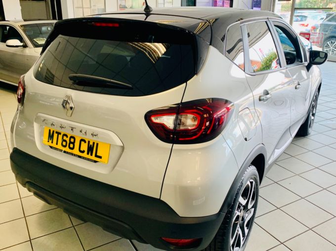 RENAULT CAPTUR ICONIC DCI - 5107 - 6