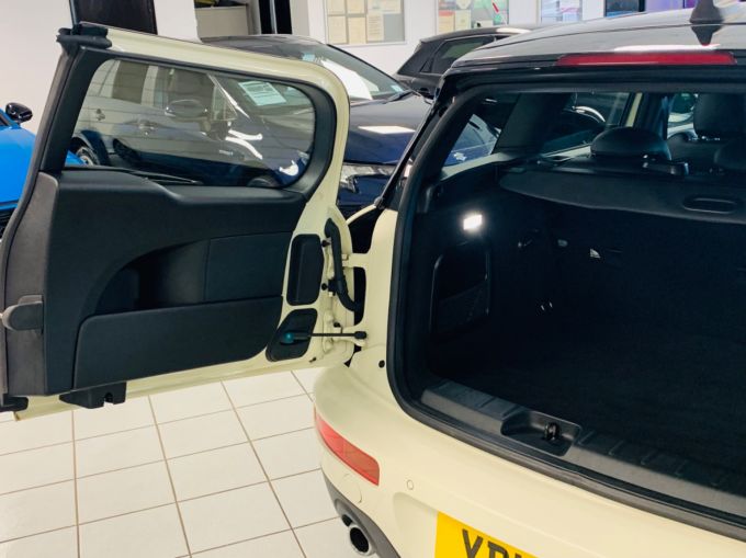 MINI CLUBMAN COOPER - 5608 - 9