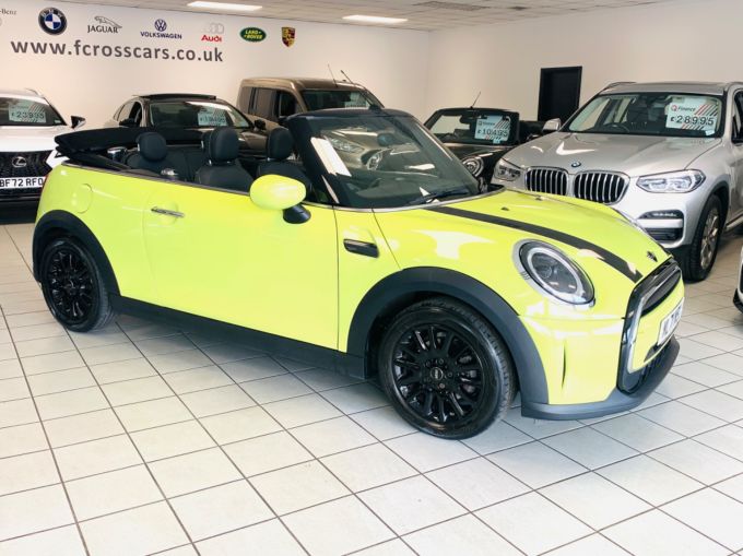 MINI CONVERTIBLE COOPER CLASSIC - 5840 - 5