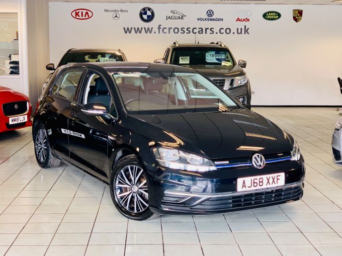 VOLKSWAGEN GOLF SE NAVIGATION TSI EVO DSG - 5106 - 1