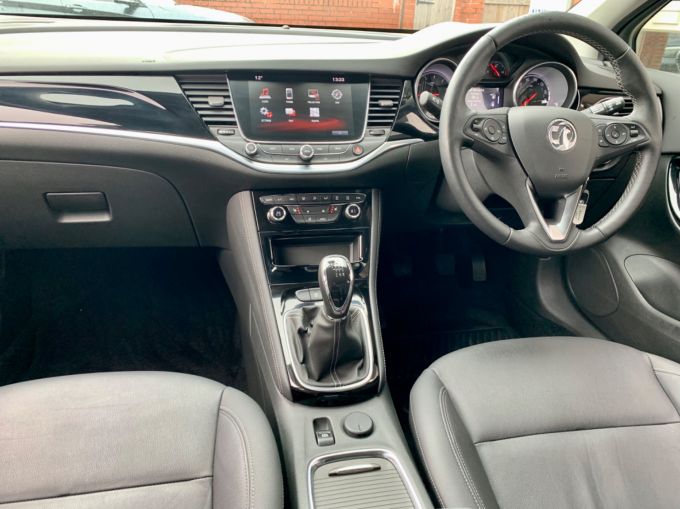 VAUXHALL ASTRA ELITE NAV S/S - 4935 - 10