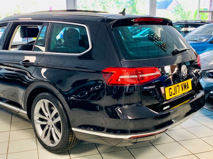 VOLKSWAGEN PASSAT GT TDI BLUEMOTION TECHNOLOGY DSG - 5816 - 9
