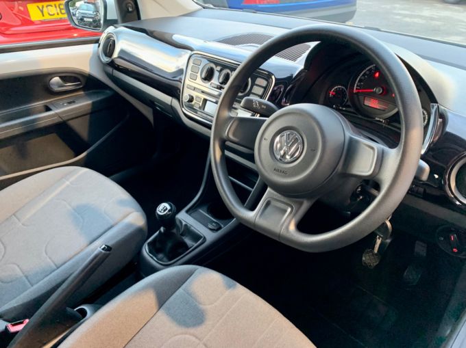 VOLKSWAGEN UP MOVE UP - 5872 - 13