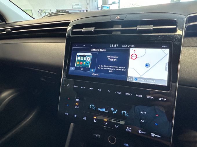HYUNDAI TUCSON T-GDI SE CONNECT - 5688 - 15