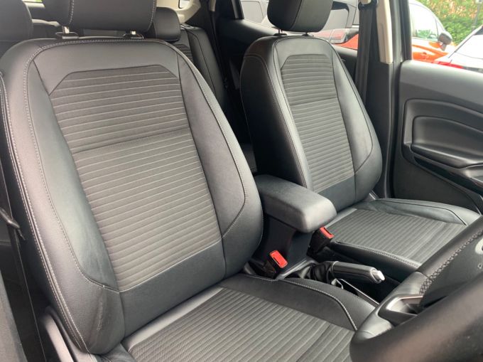 FORD ECOSPORT TITANIUM - 5731 - 10
