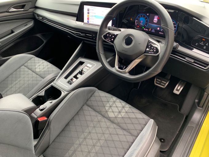 VOLKSWAGEN GOLF R-LINE ETSI DSG - 5685 - 12