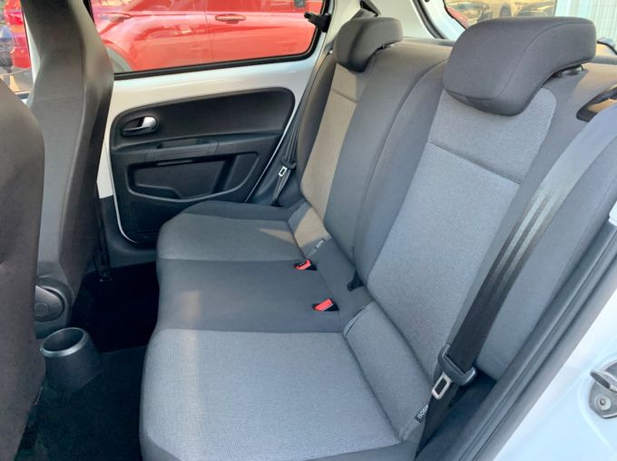 VOLKSWAGEN UP MOVE UP - 5872 - 18