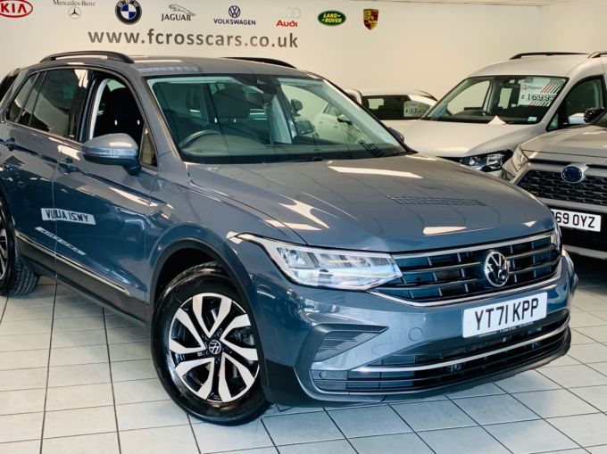 VOLKSWAGEN TIGUAN ACTIVE TSI DSG - 5777 - 4