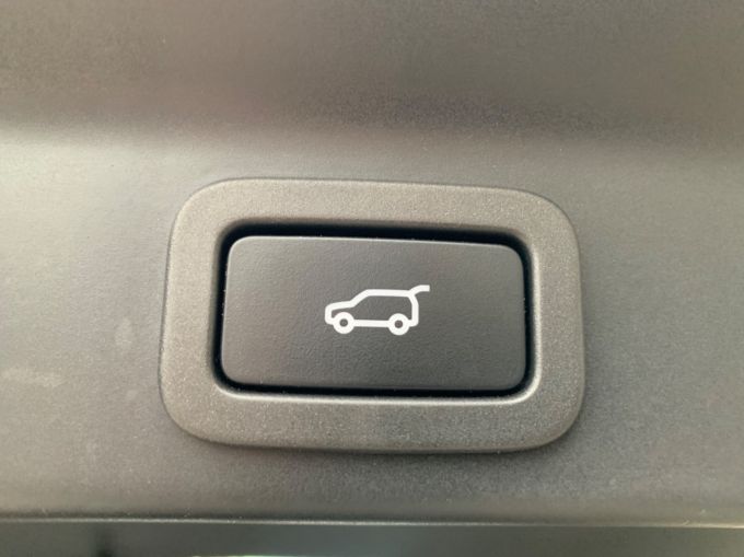 JAGUAR F-PACE PORTFOLIO AWD - 5850 - 31