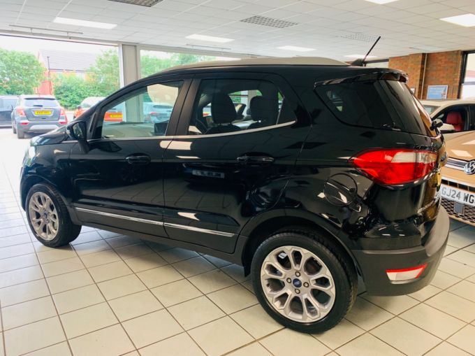 FORD ECOSPORT TITANIUM - 5731 - 7