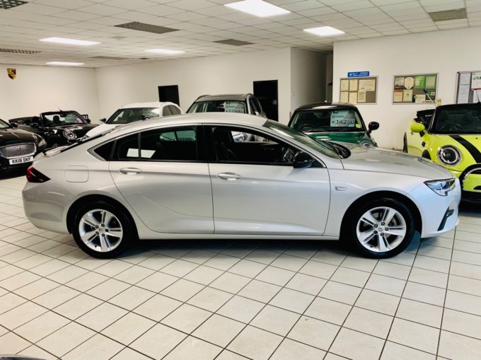 VAUXHALL INSIGNIA GRAND SPORT SRI NAV - 5922 - 6