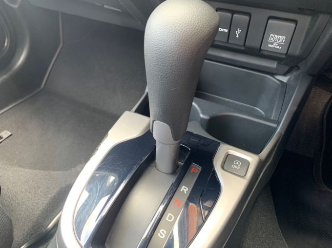 HONDA JAZZ I-VTEC SE - 5774 - 13