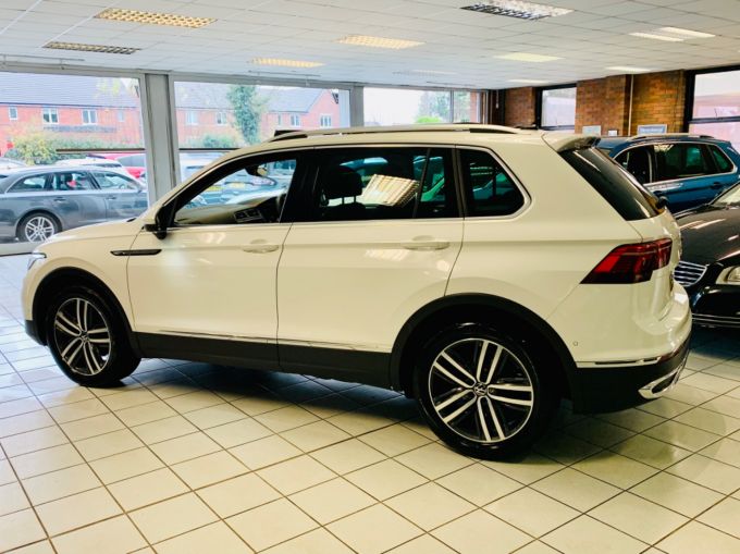 VOLKSWAGEN TIGUAN ELEGANCE TSI DSG - 5172 - 10