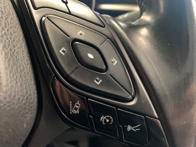 TOYOTA CHR EXCEL - 5887 - 19