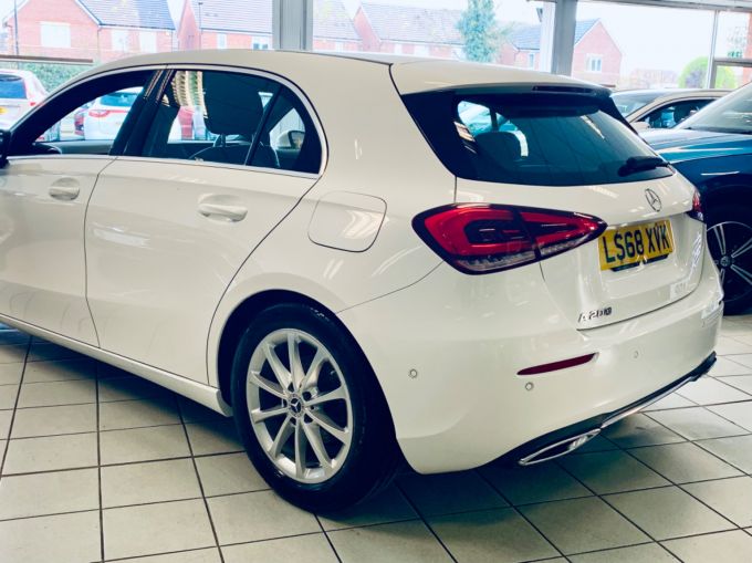 MERCEDES A-CLASS A 200 SPORT EXECUTIVE - 5158 - 9