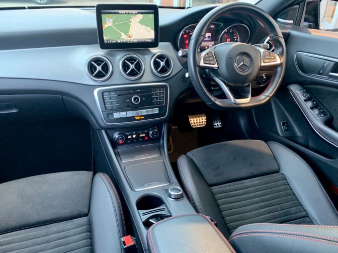 MERCEDES CLA CLA 200 AMG LINE NIGHT EDITION - 5877 - 13