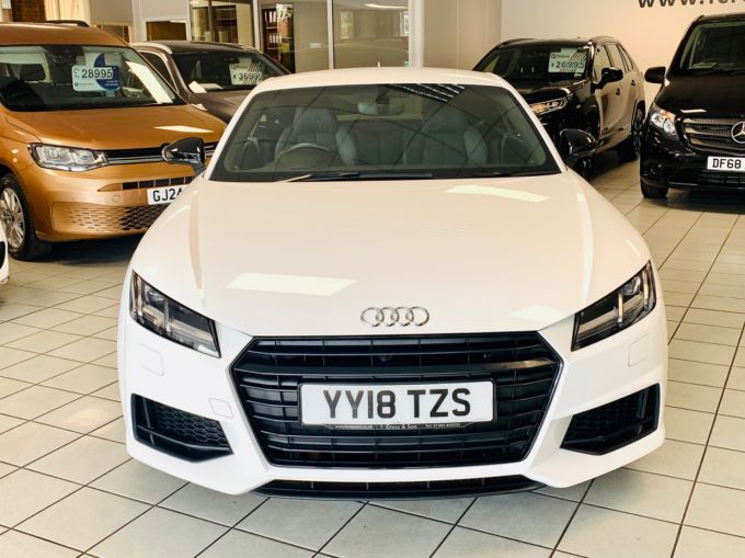 AUDI TT TFSI BLACK EDITION - 5709 - 3
