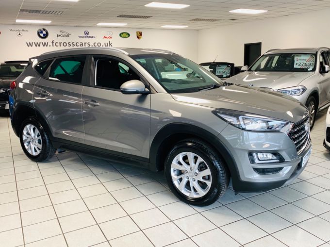 HYUNDAI TUCSON T-GDI SE NAV - 5865 - 5