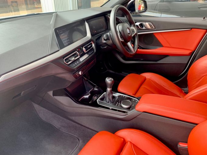 BMW 1 SERIES 118I M SPORT - 5698 - 2