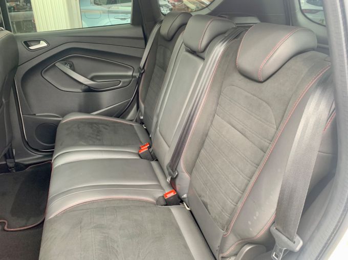 FORD KUGA ST-LINE X TDCI - 5824 - 26