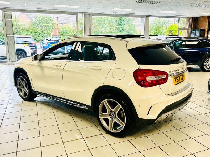 MERCEDES GLA-CLASS GLA 200 D AMG LINE - 5801 - 12