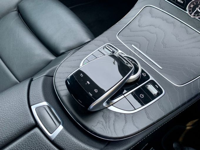 MERCEDES E-CLASS E 220 D SE - 5956 - 23