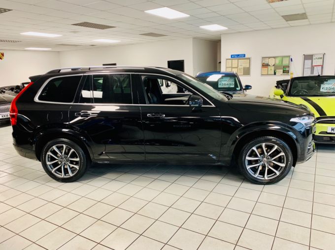 VOLVO XC90 D5 POWERPULSE MOMENTUM PRO AWD - 5896 - 2