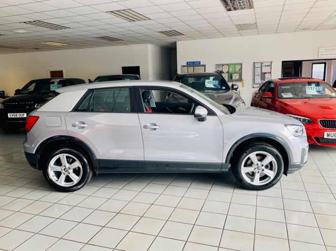 AUDI Q2 TDI SPORT - 5041 - 6