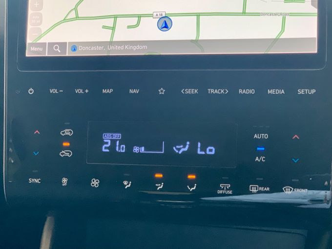 HYUNDAI TUCSON T-GDI SE CONNECT - 5720 - 18