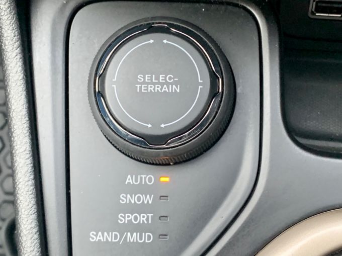 JEEP CHEROKEE M-JET II LIMITED - 5939 - 17