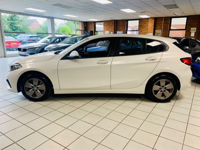 BMW 1 SERIES 118I SE - 5985 - 9