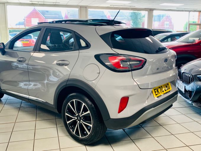 FORD PUMA TITANIUM - 5920 - 9