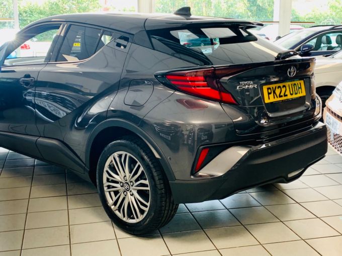 TOYOTA CHR EXCEL - 5737 - 9
