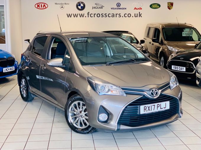 TOYOTA YARIS D-4D ICON TSS - 5847 - 1