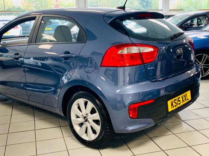 KIA RIO 2 - 5867 - 9