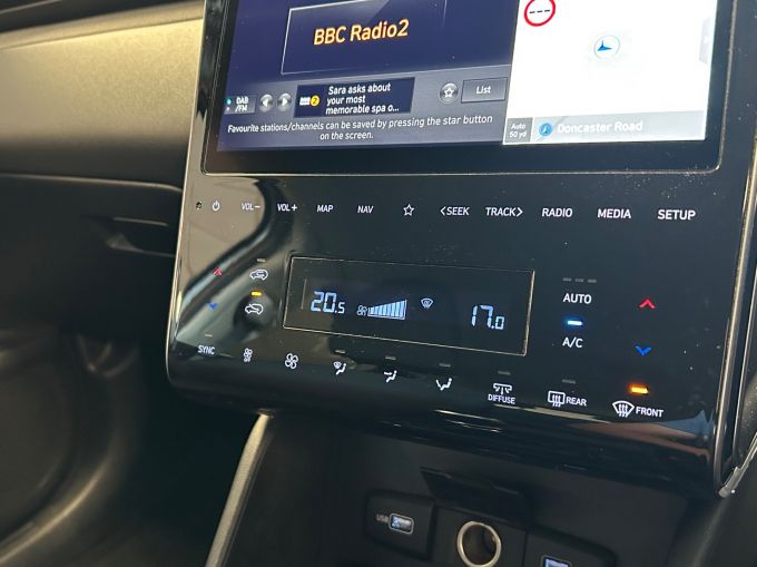 HYUNDAI TUCSON T-GDI SE CONNECT - 5688 - 16