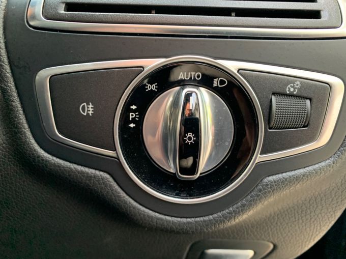 MERCEDES C-CLASS C 220 D AMG LINE PREMIUM PLUS - 5856 - 19