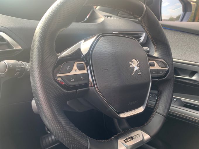 PEUGEOT 3008 PURETECH S/S GT LINE PREMIUM - 5825 - 14