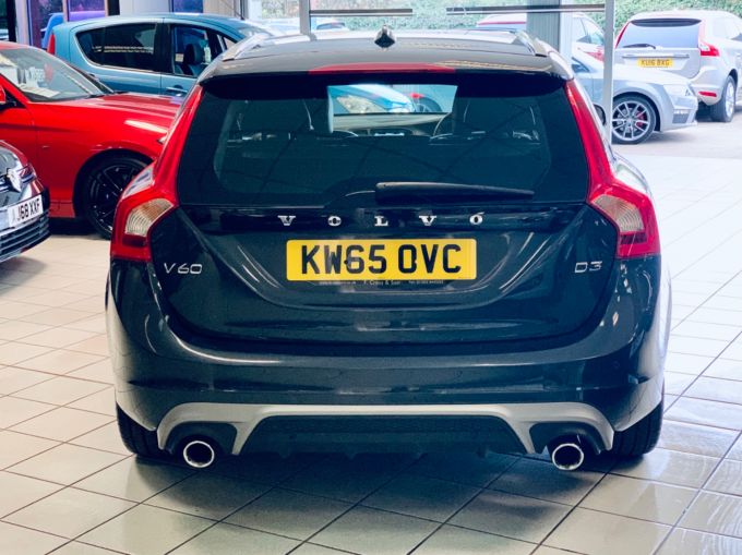 VOLVO V60 D3 R-DESIGN LUX NAV - 5133 - 8