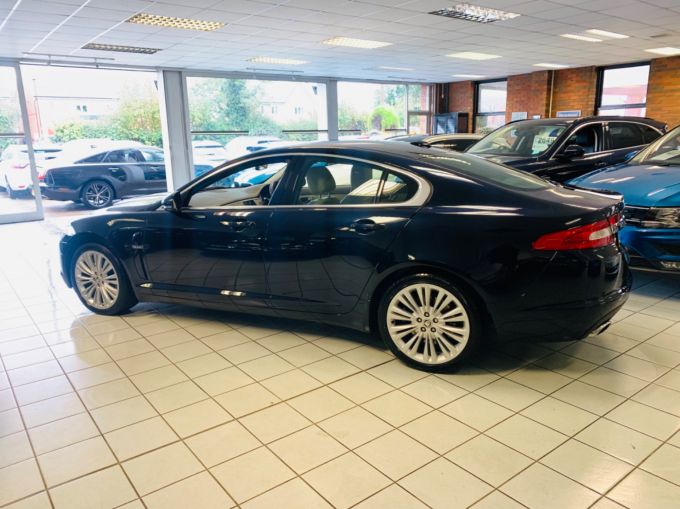 JAGUAR XF V6 PREMIUM LUXURY - 5152 - 8
