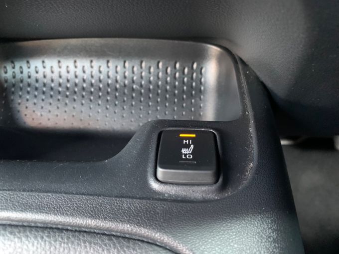 TOYOTA COROLLA ICON TECH - 5721 - 17