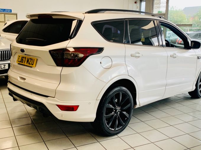 FORD KUGA ST-LINE X TDCI - 5824 - 7
