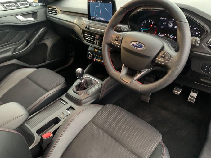 FORD FOCUS ST-LINE X - 5884 - 11