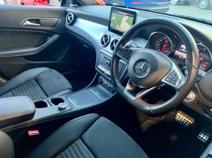 MERCEDES CLA CLA 200 AMG LINE NIGHT EDITION - 5877 - 11