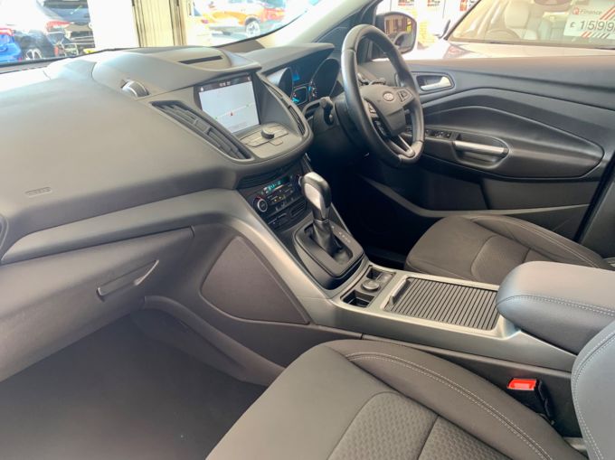 FORD KUGA ZETEC - 5782 - 2