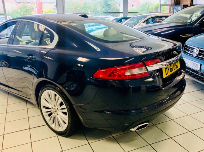 JAGUAR XF V6 PREMIUM LUXURY - 5152 - 7