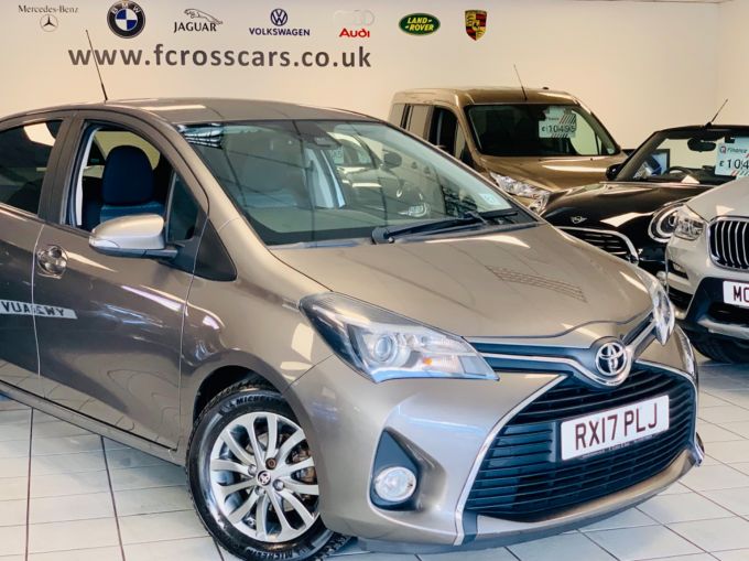 TOYOTA YARIS D-4D ICON TSS - 5847 - 4