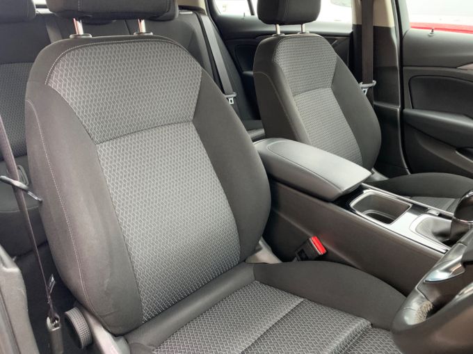 VAUXHALL INSIGNIA GRAND SPORT SE NAV - 5912 - 12