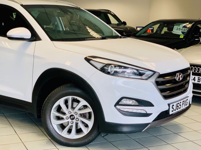 HYUNDAI TUCSON CRDI SE NAV BLUE DRIVE - 5130 - 5